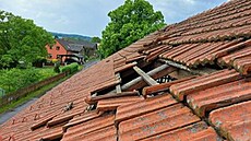 Lubnou u Poliky na Svitavsku zashlo v sobotu po msci opt slab torndo. (10. ervna 2023)