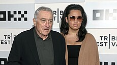 Robert De Niro a Tiffany Chenová (New York, 7. ervna 2023)