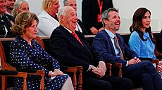 Norská královna Sonja, král Harald V., dánský korunní princ Frederik a korunní...