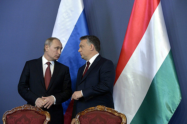 Místo vstřícného gesta diplomatický skandál. Maďaři domluvili s Rusy propuštění Ukrajinců, Kyjev o tom nevěděl
