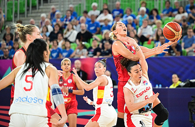 Basketbalistky Španělska postoupily přes Maďarsko do finále ME