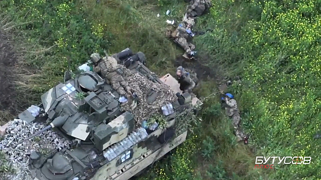 Toto Rusové umějí. Ukrajinská ofenziva naráží na obří minová pole