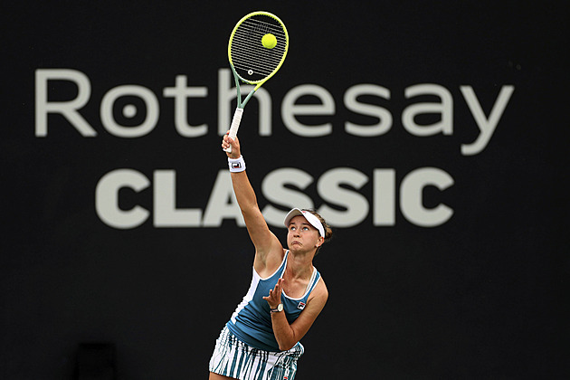 ONLINE: Pět českých finále. O singlový titul usilují Krejčíková a Kvitová