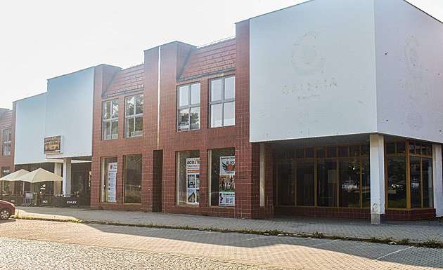 Pelhřimov kupuje obchodní dům v centru. Nechce, aby se z něj stala ubytovna