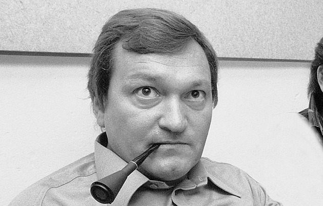 Zpopularizoval UFO, hitem se stala hned jeho prvotina. Zemřel Erich von Däniken