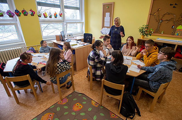 K lepší integraci ukrajinských dětí chybí ve školách češtináři pro cizince