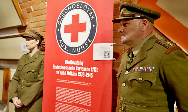 Mnohé válečné ošetřovatelky emigrovaly hned dvakrát, připomíná je výstava