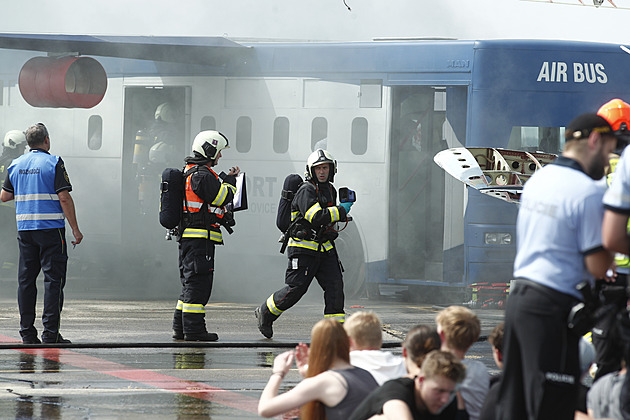 Pětice „cinkla“ státní zakázku, vysoké školy neprávem získaly desítky milionů