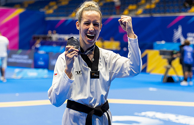Olympionička Štolbová získala na ME v taekwondu bronzovou medaili