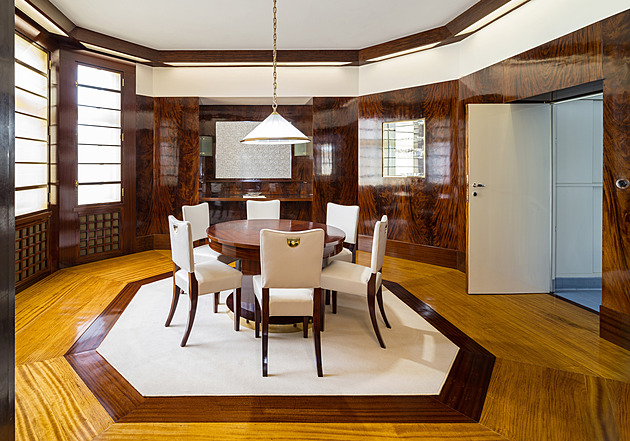 Dům v Plzni od Loose se dostal mezi 188 ikonických evropských staveb