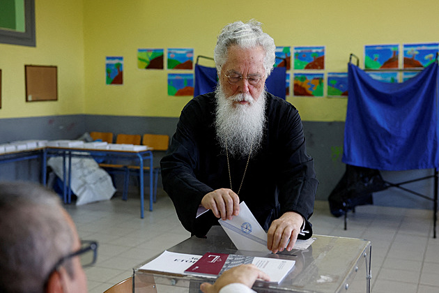 Řekové si znovu volí parlament, predikce favorizují expremiéra Mitsotakise