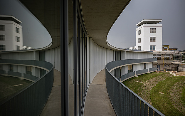 Z ruiny luxus. Do Barrandovských teras se na podzim nastěhují první nájemníci