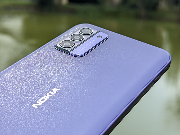 Nová nokia sází na eleganci a bytelnou konstrukci. Opravíte si ji sami doma