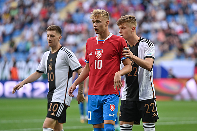 Přijde Karabcova chvíle? Musíš se ukázat, Adame! Jinak budou mít Lvíčata problém