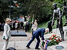 Prezident Petr Pavel s manelkou Evou a praským primátorem Bohuslavem Svobodou...