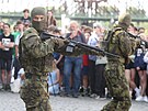 Armáda se v centru Prahy pedstavuje statickými i dynamickými ukázkami v rámci...
