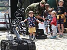 Armáda se v centru Prahy pedstavuje statickými i dynamickými ukázkami v rámci...