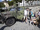 Armáda se v centru Prahy pedstavila statickými i dynamickými ukázkami v rámci...