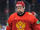 Ruský hokejista Matvej Mikov na juniorském mistrovství svta