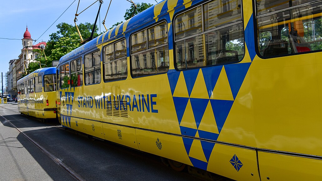 Praská tramvaj v ukrajinských barvách