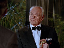 Vladimír Rá� v seriálu Hotel Herbich (1999)