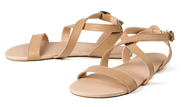 Klasick emnkov barefoot sandly Hava z odoln vegansk ke a s prunou...