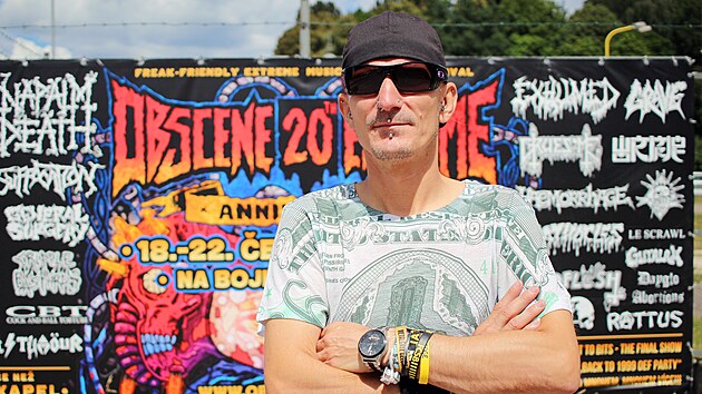 Miloslav urby Urbanec zaloil trutnovsk festival Obscene Extreme v roce 1999 jako oslavu svch narozenin.