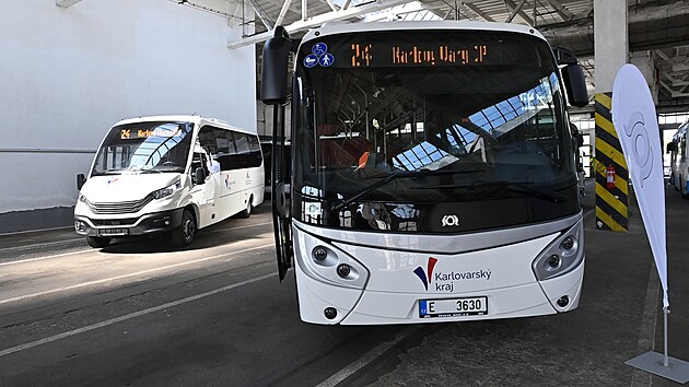 Nov autobusy na CNG pro provoz v novm systmu dopravy v Karlovarskm kraji