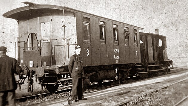 Unikátní parní lokomotiva M112.0 jezdila z čáslavského místního nádraží do...