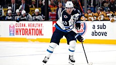 Mark Scheifele za Winnipeg s nejv�t�í pravd�podobností u� nenastoupí.