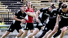 Sparantí fotbalisté zahájili v tréninkovém centru na Strahov pípravu na...