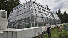 Ve speciálních sklenících na Bílém K�í�i v Beskydech zkoumají v�dci u� 35 let...