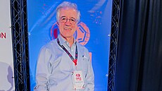 Colin Mendelsohn na konferenci ve Var�av�
