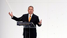 Na summitu o migraci poádaném kontroverzní soukromou kol enil Viktor Orbán,...