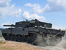 Hlavní bojový tank armády Leopard 2A4