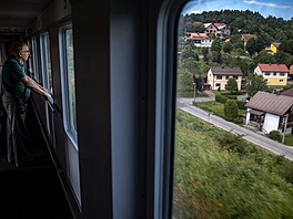Na slovinských hranicích proel vlakem jeden policista.