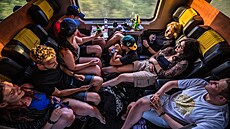 T�ikrát týdn� vyrá�í �lutý vlak Regiojetu na cestu z Prahy do Chorvatska a...