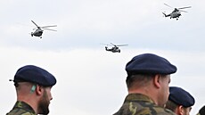 Armáda si pipomíná Den ozbrojených sil u památníku na Vítkov. (30. ervna...