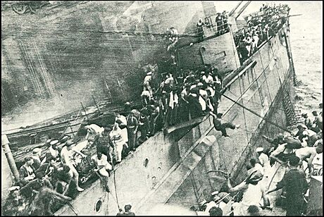 Cesta na pekelné lodi. V kvtnu 1942 Japonci zahájili pesun válených zajatc...