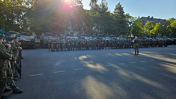 Polsko zaalo s pesunem 1000 voják k hranici s Bloruskem. (8. ervence 2023)