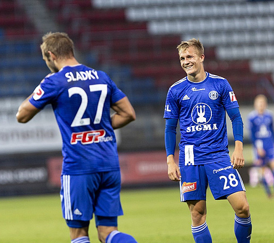 Jakub Matou�ek (vpravo)