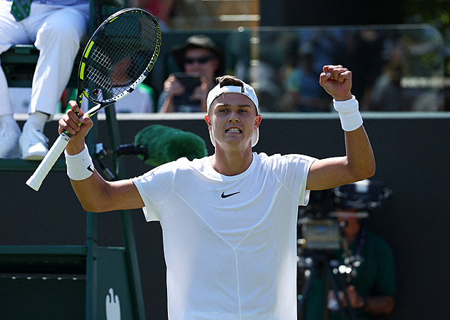 Po strachu ve vězení Becker přijal výzvu. Zkusí zklidnit vzteklouna Runeho