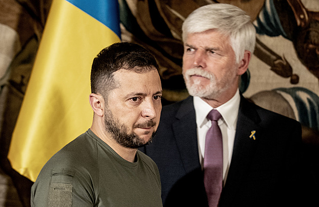 Pavel vystoupí na shromáždění k Ukrajině, pomoc nevládek byla zatím 7 miliard