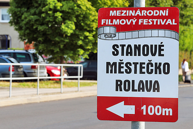 Filmový festival bez hostelů. Kde ve Varech letos sehnat levné ubytování?