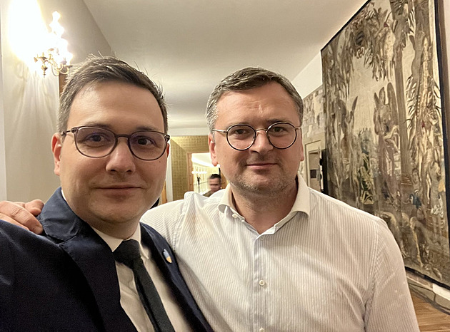 Hledá se ukrajinský velvyslanec do Prahy. Chceme nejlepšího, proto to trvá, řekl Kuleba