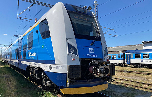 Vysočinu křižují už tři soupravy RegioPanter, další tři přibydou v létě