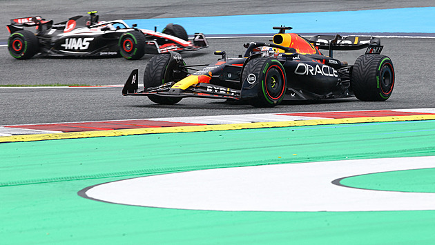 Red Bull může v Silverstone vyhrát 11. závod za sebou, útočí na rekord McLarenu