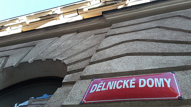 V Broumově někteří doplácí desítky tisíc za teplo, někde pomohl úřad práce