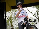 Slovinský cyklista Tadej Pogaar z týmu UAE ped startem druhé etapy Tour de...
