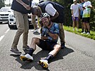 Mark Cavendish koní po pádu v osmé etap Tour